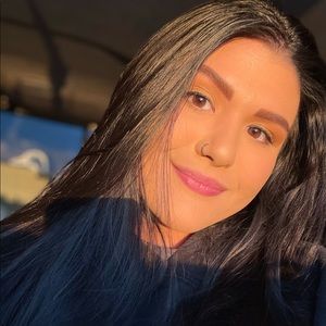 Meet your Posher, Charity